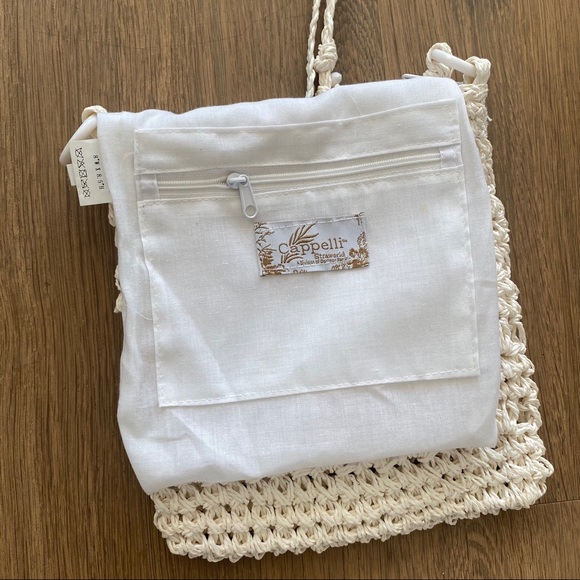 DONATED 10/30 Vintage White Crochet Bag with Flower Beading - Picture 4 of 7